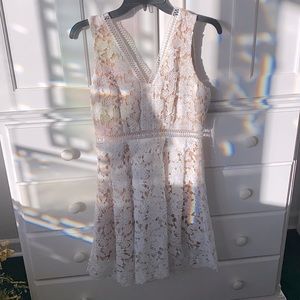 Francesca’s M White Lace dress